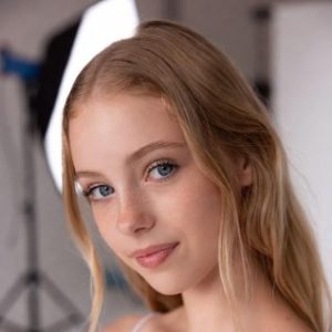 Profile photo of Coralie